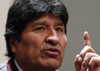 BOLIVIA ACUSA A EVO MORALES DE TERRORISMO Y PIDE SU DETENCIÓN
