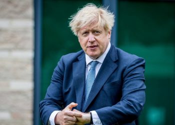 BORIS JOHNSON POSPONE PARTE DE LA DESESCALADA POR REPUNTE DE CORONAVIRUS