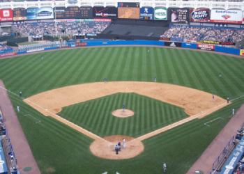 CANCELAN EL JUEGO DE YANKEES CONTRA PHILLIES POR BROTE DE COVID-19