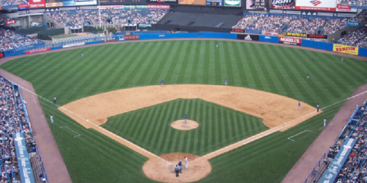 CANCELAN EL JUEGO DE YANKEES CONTRA PHILLIES POR BROTE DE COVID-19