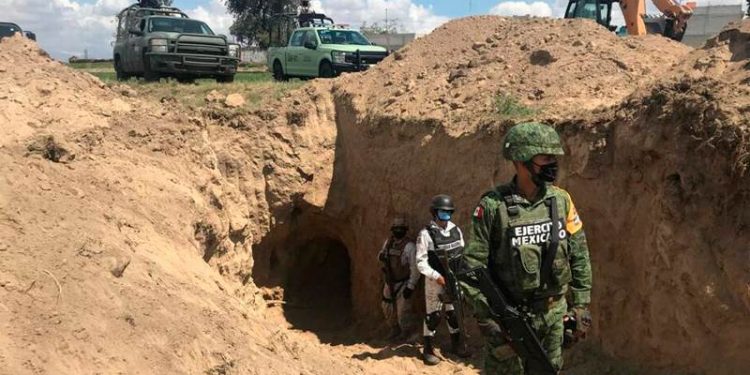 DESCUBREN TÚNEL USADO PARA ROBAR COMBUSTIBLE EN PUEBLA