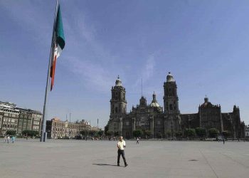 EN EL GRITO SE PERMITIRÁ QUE EN ZÓCALO ESTÉN 500 PERSONAS: LÓPEZ OBRADOR