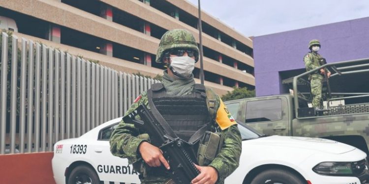 EN PRIMERA AUDIENCIA, EMILIO LOZOYA LIBRA CÁRCEL