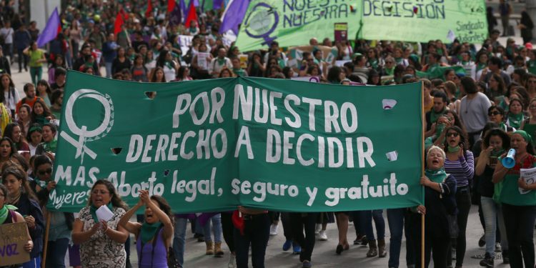 ¿EN QUÉ ESTADOS Y POR QUÉ CAUSAS ES LEGAL EL ABORTO EN MÉXICO?