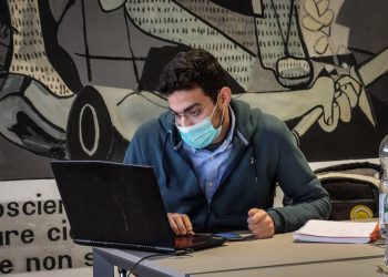 EU RETIRARÁ VISAS DE ESTUDIANTES EXTRANJEROS QUE TOMEN CLASES VIRTUALES