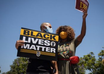 EXIGEN JUSTICIA RACIAL EN 25 CIUDADES DE EU