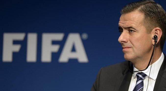FIFA SUSPENDE A SU EXDIRECTOR DE FINANZAS POR 10 AÑOS