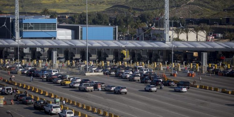 FRONTERAS DE EU PERMANECERÁN CERRADAS HASTA EL 20 DE AGOSTO
