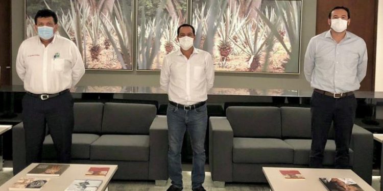 GOBIERNO DEL ESTADO E IMSS CONTINÚAN TRABAJANDO DE MANERA COORDINADA PARA GARANTIZAR LA ATENCIÓN A LA SALUD DE LOS YUCATECOS