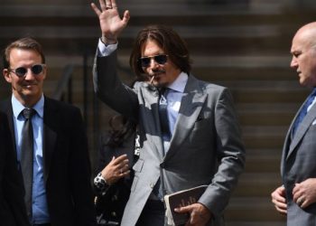 GUARDAESPALDAS DE JOHNNY DEPP: AMBER HEARD ABUSABA DEL ACTOR