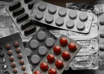 HABRÁ COMPRAS CONSOLIDADAS DE MEDICAMENTOS EN EL EXTERIOR: LÓPEZ OBRADOR
