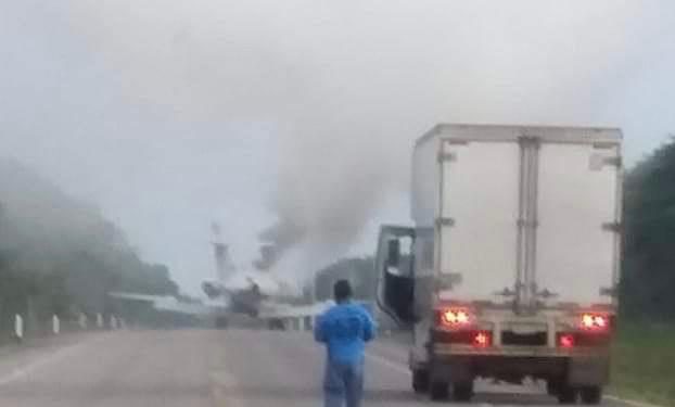 AVIONETA ATERRIZA DE EMERGENCIA EN LA ZONA MAYA EN LA ZONA MAYA