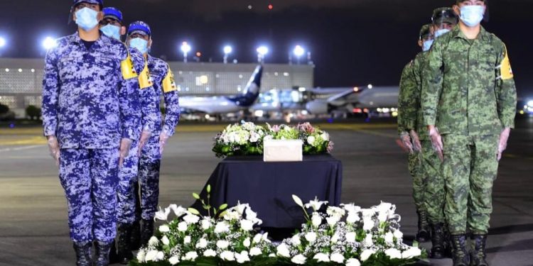 RECIBE MÉXICO CENIZAS DE MEXICANOS FALLECIDOS EN ESTADOS UNIDOS POR COVID-19