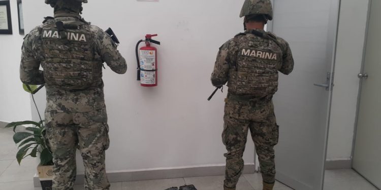 LA SEMAR ASEGURA APROXIMADAMENTE 162 KILOGRAMOS DE PRESUNTA COCAÍNA EN LÁZARO CÁRDENAS, MICHOACÁN