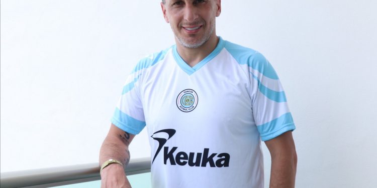 EL «CHACO» GIMÉNEZ YA LUCE LA DEL CANCÚN FC