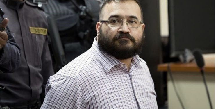 JAVIER DUARTE PAGA AL SAT Y EVITA REMATE DE CASA