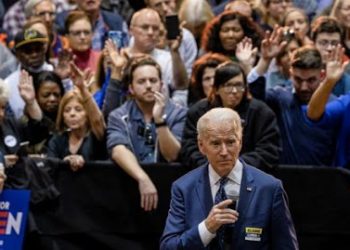 JOE BIDEN AVENTAJA A TRUMP POR 13 PUNTOS EN FLORIDA