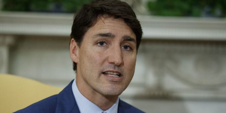 JUSTIN TRUDEAU ADMITE QUE COMETIÓ UN »ERROR» EN CONTRATO CON ONG