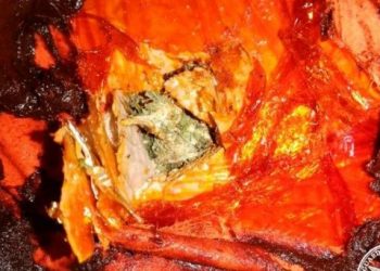 LA GUARDIA NACIONAL HALLA MARIGUANA ESCONDIDA EN BOTES CON MOLE