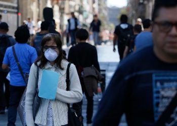LÓPEZ OBRADOR DESTACA QUE PANDEMIA ESTÁ BAJANDO DE INTENSIDAD EN CDMX