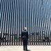 LÓPEZ OBRADOR EVITA HABLAR SOBRE MURO FRONTERIZO PREVIO A VISITA A EU