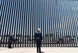 LÓPEZ OBRADOR EVITA HABLAR SOBRE MURO FRONTERIZO PREVIO A VISITA A EU