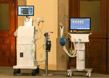 LÓPEZ OBRADOR PRESENTA DOS MODELOS DE VENTILADORES MEXICANOS