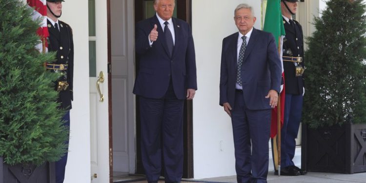 LÓPEZ OBRADOR SE ENCUENTRA CON TRUMP EN LA CASA BLANCA