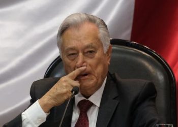 MANUEL BARTLETT Y OTROS MANDOS DE LA CFE GANAN MÁS QUE LÓPEZ OBRADOR