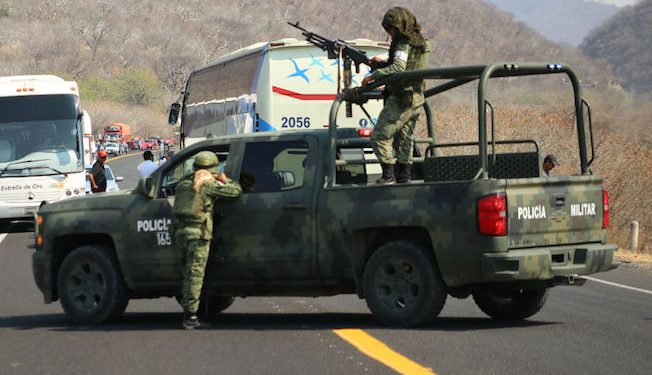 MILITARES ABATEN A 13 PRESUNTOS DELINCUENTES EN NUEVO LAREDO