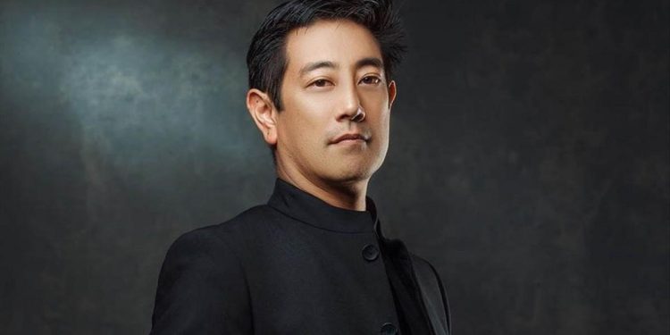 MUERE GRANT IMAHARA, PRESENTADOR DE «LOS CAZADORES DE MITOS»