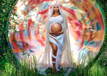 NICKI MINAJ REVELA QUE ESTÁ EMBARAZADA