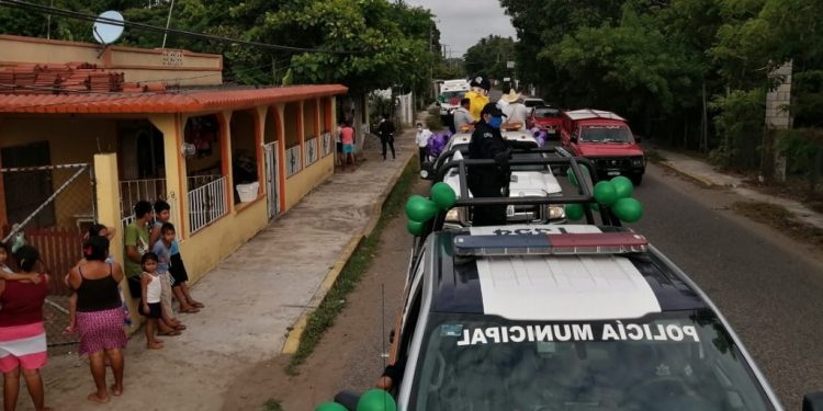 REALIZAN EN CENTLA CARAVANA DE CONCIENTIZACIÓN DEL USO DEL CUBREBOCAS ANTE COVID-19 (+VIDEO)