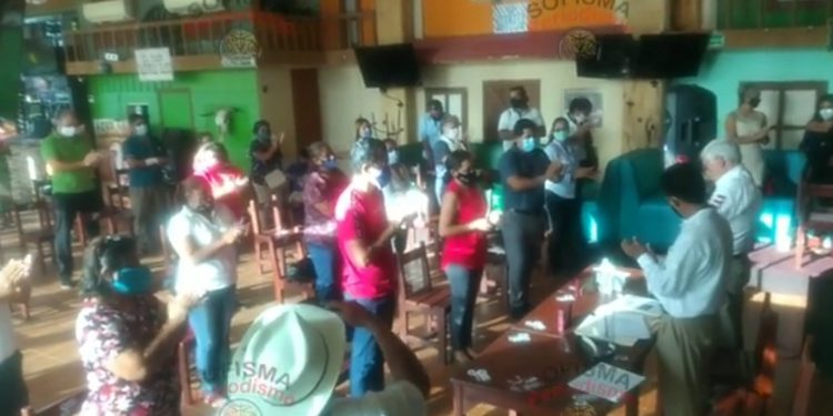 LA AMBICIÓN MUEVE A ALFREDO KANTER, CONTINÚA EXPONIENDO A LA POBLACIÓN A CONTAGIARSE DE COVID CON REUNIONES POLÍTICAS