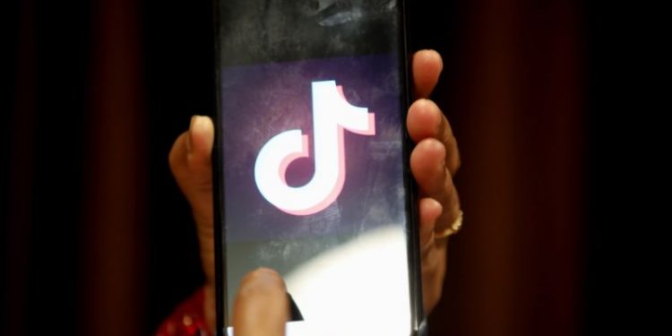 TIKTOK DEJARÁ DE OPERAR EN HONG KONG TRAS NUEVA LEY DE SEGURIDAD NACIONAL