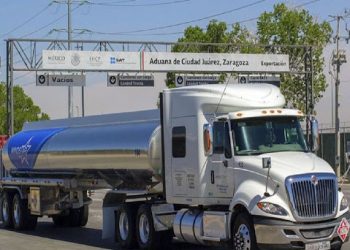 TRAFICAN COMBUSTIBLE POR ADUANAS, ADVIERTE HORACIO DUARTE