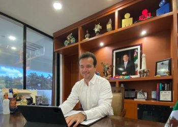 REFUERZA PEDRO JOAQUÍN ACCIONES CONTRA EL COVID-19 Y EXHORTA A LA GENTE DE COZUMEL A NO BAJAR LA GUARDIA EN ESTA LUCHA