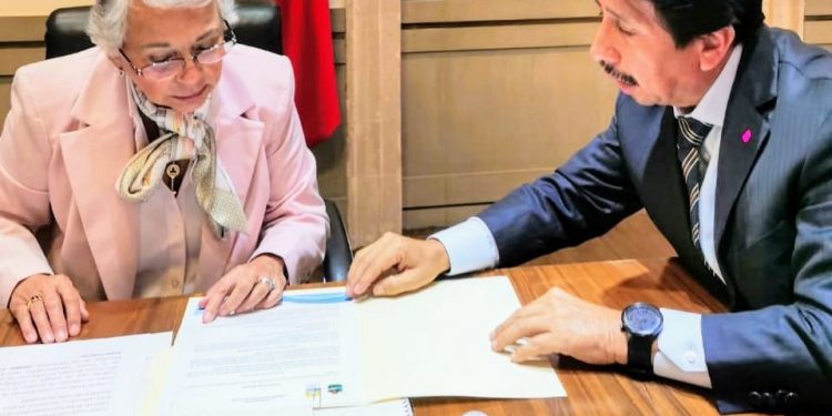 VÍCTOR MAS TAH SE REÚNE CON FUNCIONARIOS DE SEGOB PARA GESTIONAR RECURSOS