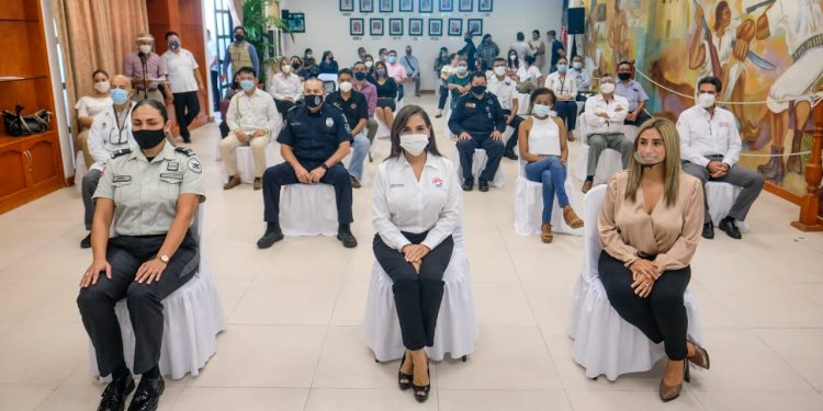 TRABAJA AYUNTAMIENTO DE CANCÚN EN PREVENIR DELITOS CIBERNÉTICOS