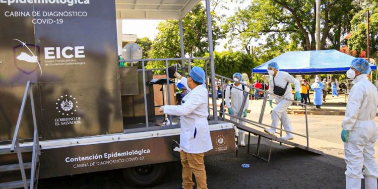 VERDAD O FALSO, ¿UN RESFRIADO TE HARÁ INMUNE AL CORONAVIRUS?