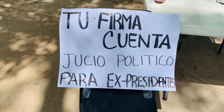 ARRANCA EN CHETUMAL RECOLECCIÓN DE FIRMAS PARA LLEVAR A JUICIO A EXPRESIDENTES