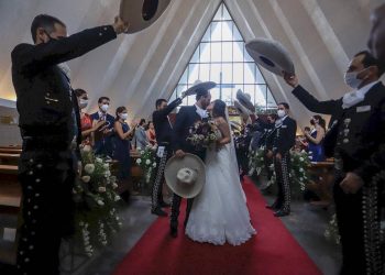 SE CASÓ LA HIJA DE ‘EL POTRILLO’ RESPETANDO LA NUEVA NORMALIDAD