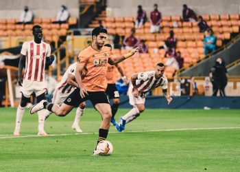 RAÚL JIMÉNEZ SUPERA MARCA DE «CHICHARITO»