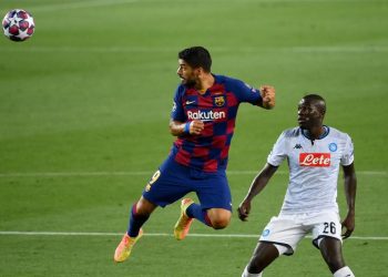 BARCELONA SUFRE PERO AVANZA A CUARTOS DE FINAL