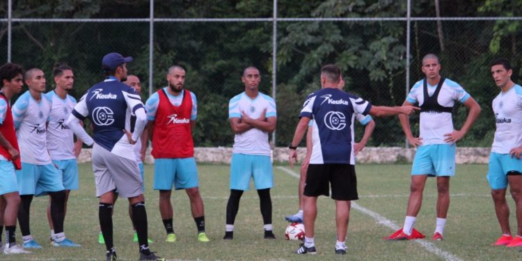 ‘CANCÚN FC, UN GRAN EQUIPO’: CARLOS MAURI.