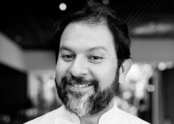 ENRIQUE OLVERA CHEF Y DUEÑO DEL RESTAURANTE PUJOL ENREDADO EN UNA POLÉMICA