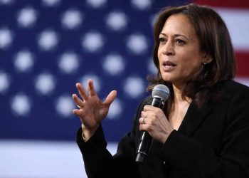 ¿QUIÉN ES LA SENADORA KAMALA HARRIS?