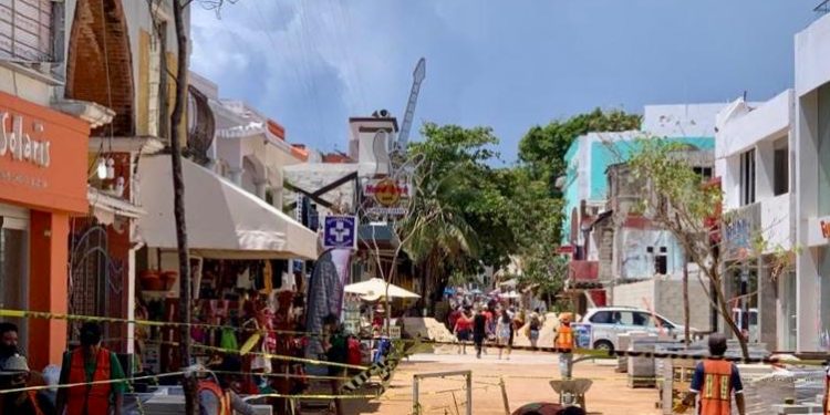 COVID-19 Y RETRASO DE OBRAS PROVOCA CIERRE DE NEGOCIOS EN LA QUINTA AVENIDA: LENIN AMARO