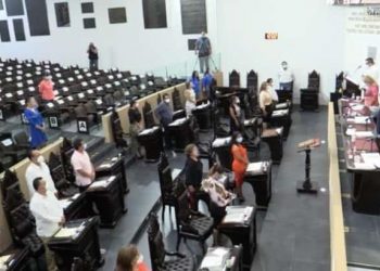 AVALAN «LEY ANTICHATARRA» EN TABASCO; ES LA SEGUNDA ENTIDAD EN PROHIBIR LA VENTA A MENORES
