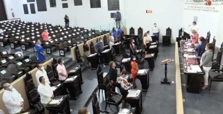 AVALAN «LEY ANTICHATARRA» EN TABASCO; ES LA SEGUNDA ENTIDAD EN PROHIBIR LA VENTA A MENORES